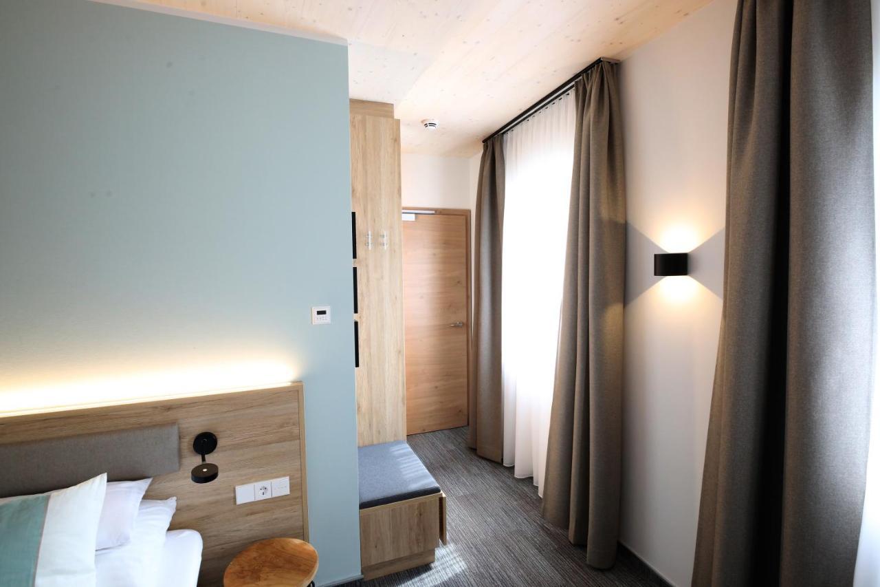Donau Lodge İps Dış mekan fotoğraf